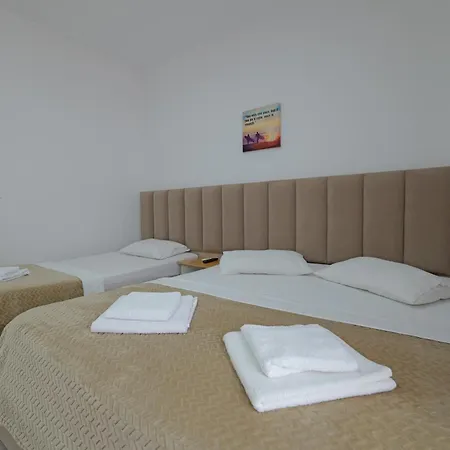 Hotel Eden *
